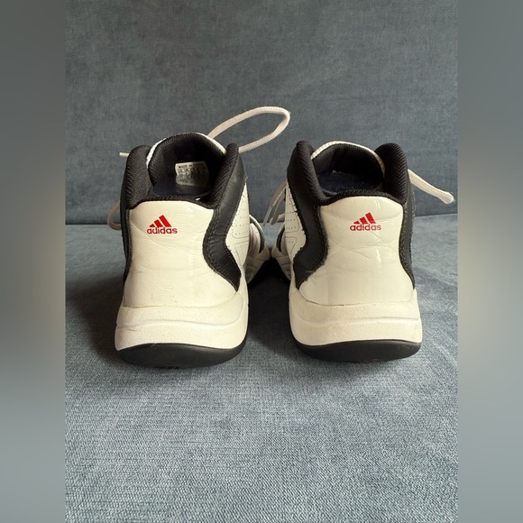 Adidas Youth Basketball Shoes SZ 6.5 Lace Up High Top White Red Black Athletic - Picture 5 of 9